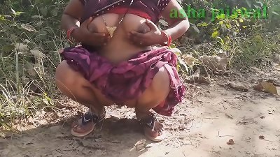 seeing Saroj go to Nandoi's farm and guzzle hard-ons in her mouth