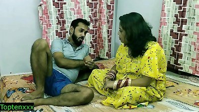 Desi crazy hardcore bhabhi suddenly caught my penis!!! Jobordosti sex!! clear hindi audio