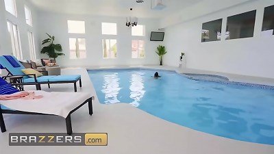 (Quinton James) witnesses His business Partner's wife Smoking scorching (Rachel Starr) He Is Willing To Risk It All - Brazzers