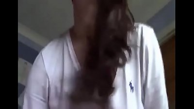 mom Helps Her sonny Sleep