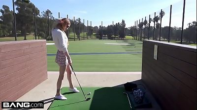 Nadya Nabakova puts her poon on showcase at the golf course